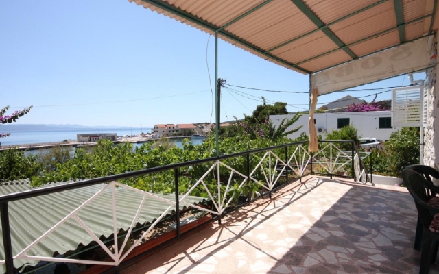Room Mare - economy rooms: R3 Sucuraj, Island Hvar