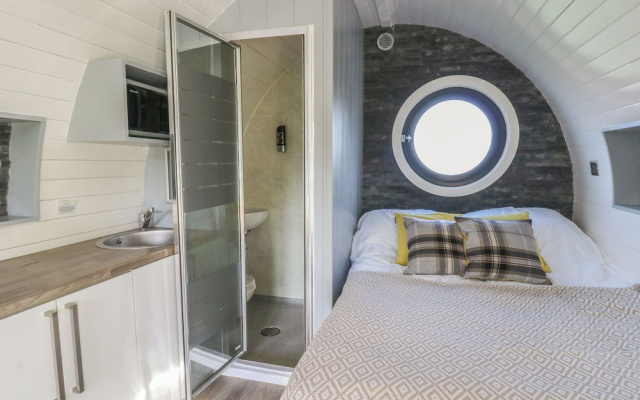 Glamping Pod 9 - Gower