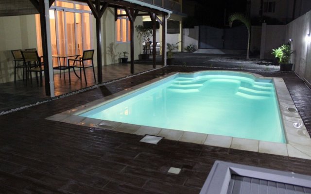 Villa With in Pointe aux Cannoniers With Private Pool Fur