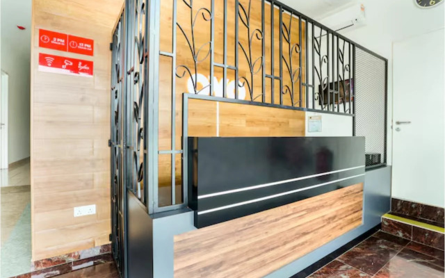 OYO 89677 Sunflower Hotel