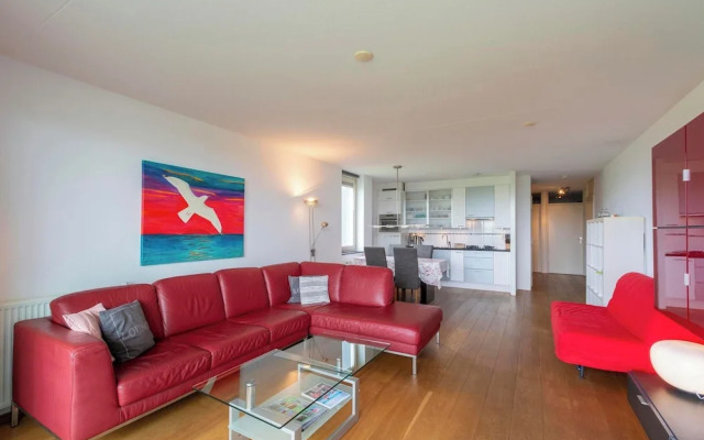 Cozy Apartment With Balcony