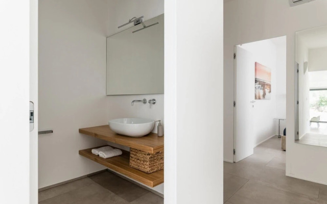 Villa Virgin Garden by Wonderful Italy