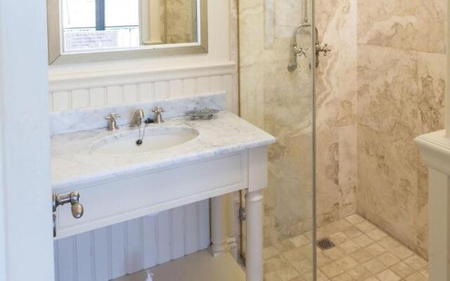 The Majestic Apartments