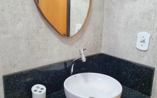 Pg2: Apto Na Frente Da Praia Com Cozinha E Garagem