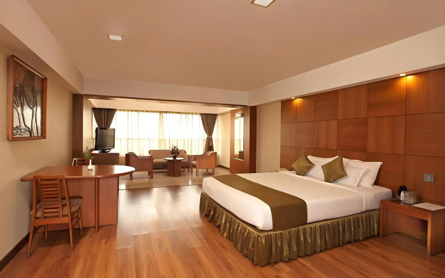 Hotel Aurora Towers