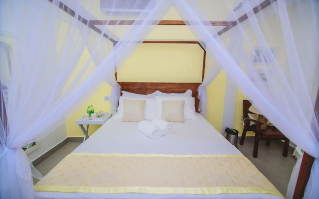 Yoho Sarah Boutique Villa