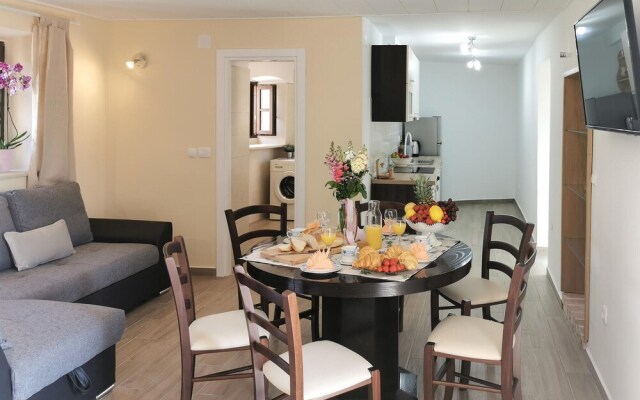 Amazing Home in Polje With Wifi and 2 Bedrooms