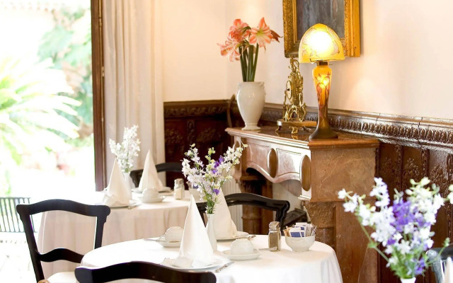 Hotel S'Ardeviu