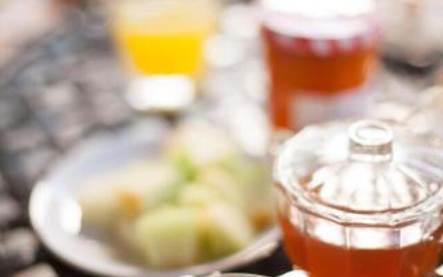 Castello Apartments & Studios