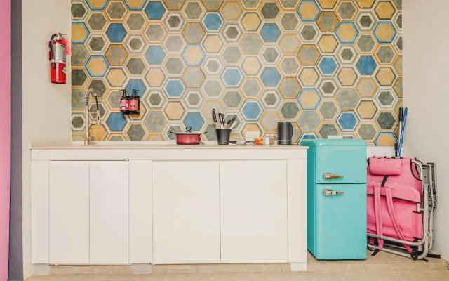 Privada Stays - Private Pools & Colorful-Chic Boutique Hotel