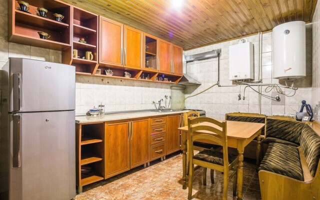 Parallax Hostel