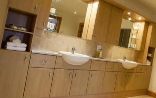 Sutherlands Guest House