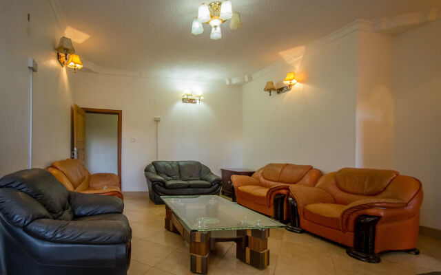 Hibis Hotel