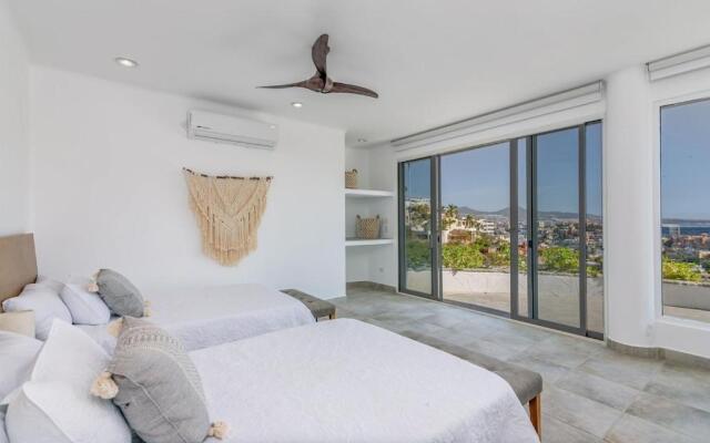 The one and only Pedregal Hollywood House