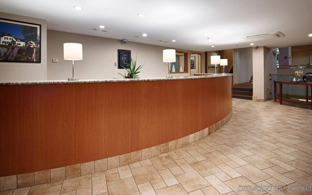 Charlottetown Inn & Conference Centre