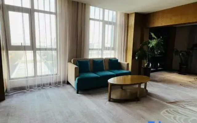 Xiyue Hotel (Zhengzhou east station store)