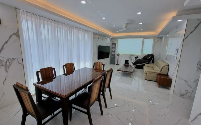 Memoria Pool Villa Family Pension