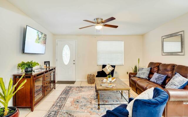 Pet-friendly Lakeland Escape w/ Private Pool!
