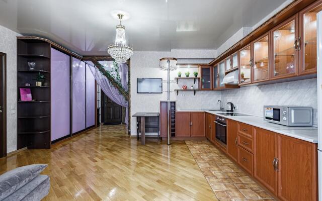 Апартаменты на улице Яна Полуяна 47/2