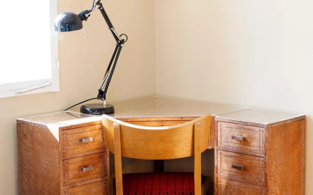 Green Rooms - Hostel