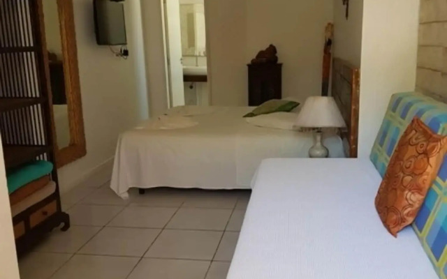 Thaiji Pousada e Parador