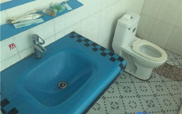 Chengcheng Longsige Hotel