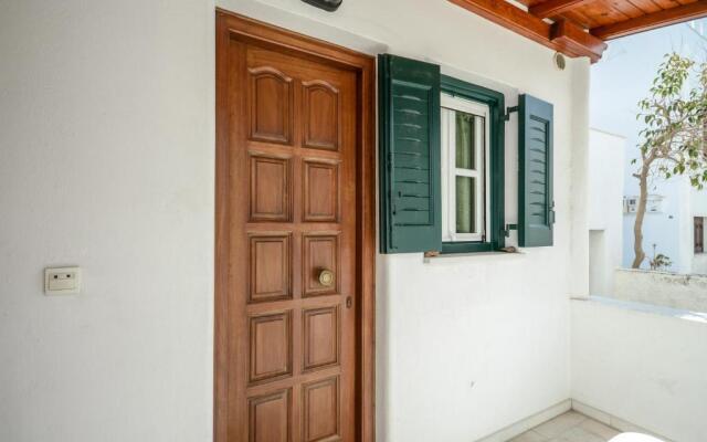 Naxos House