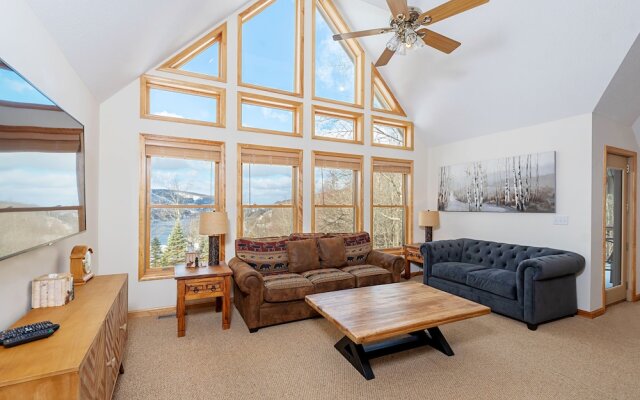 Moon Tower 4 Bedroom House