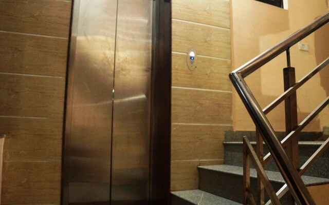 Maxfort Service Apartment