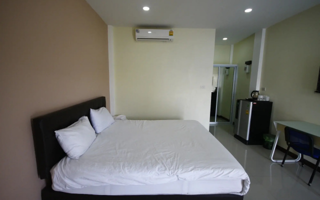 Charoensuk Grand Hotel