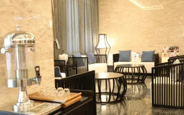 Enjoy Sun Hotel (Hefei Railway Station North Square)