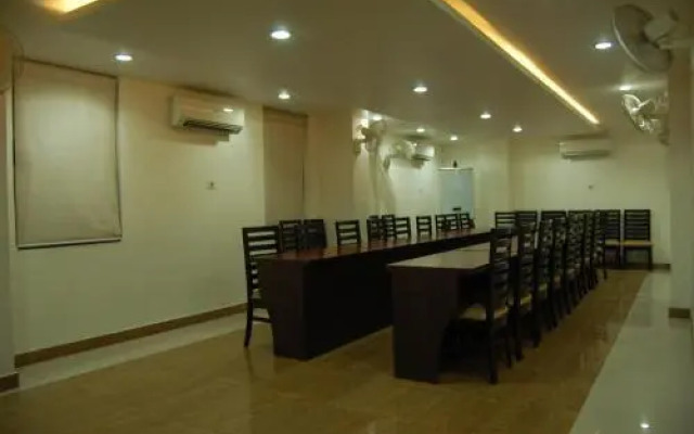 Orchid Hotel