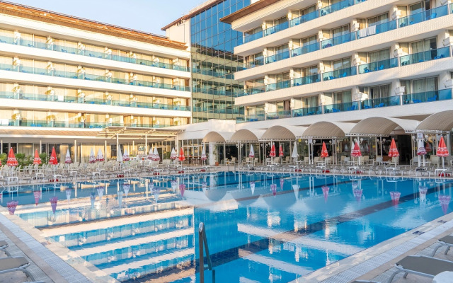 L’etoile Beach Hotel