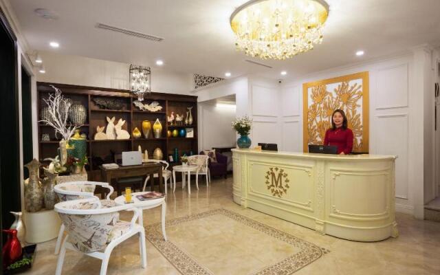 Maro Hotel