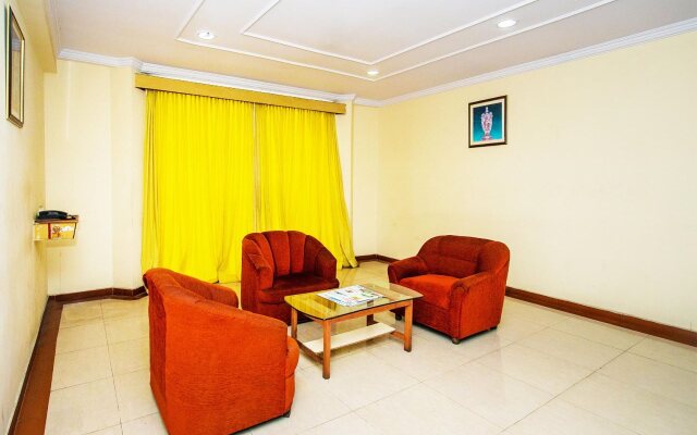 OYO 649 Hotel Ajantha Trinity Inn