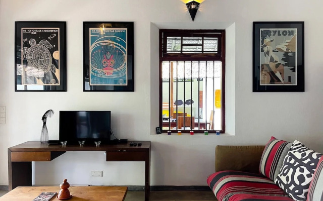 3-bedroom Lakeside Villa With Pool in Ahangama