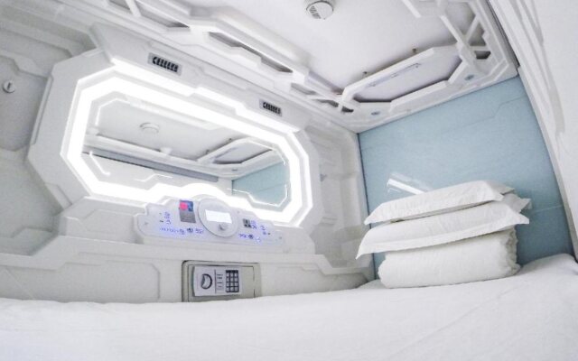 Modular Langkawi Capsule Hotel - Hostel