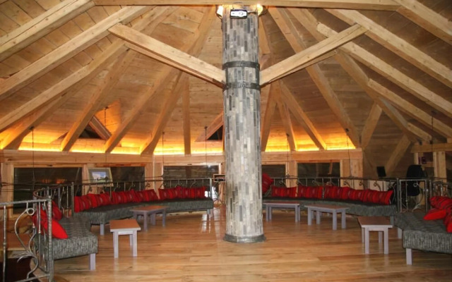 Natyral Razma Resort