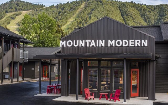 Mountain Modern Motel