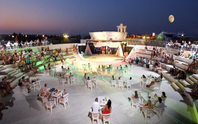 Aladdin Beach Resort