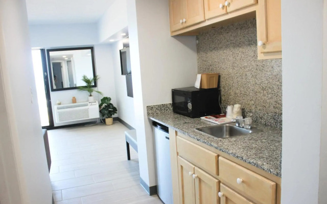 Sun and Sand Resort Oceanfront Suites