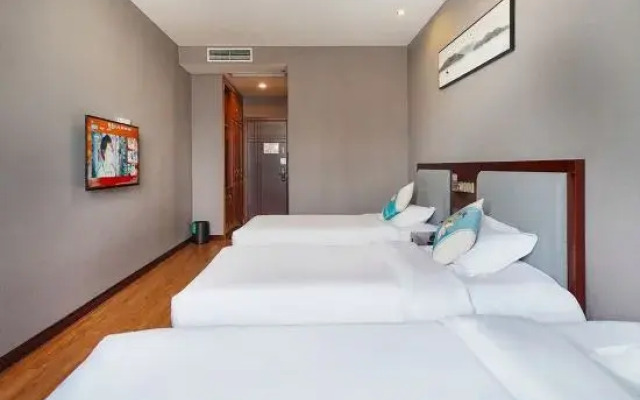 Baiyi Hotel (Suzhou Taihu Xukou Metro Station)