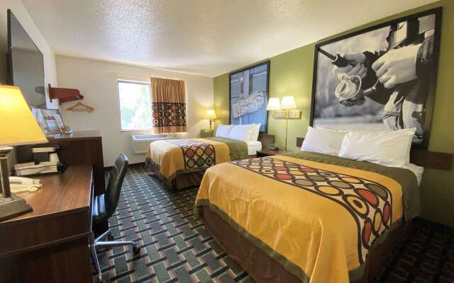 Super 8 by Wyndham Newport News/Jefferson Ave.