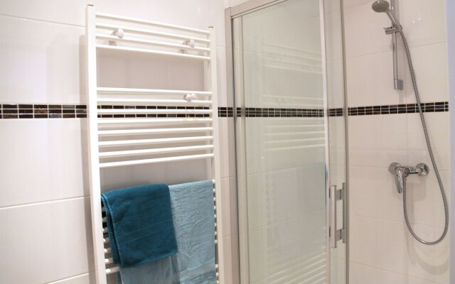 CheckVienna – Apartment Huglgasse