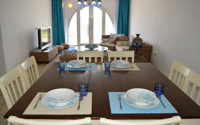 Domina Coral Bay Vacation House