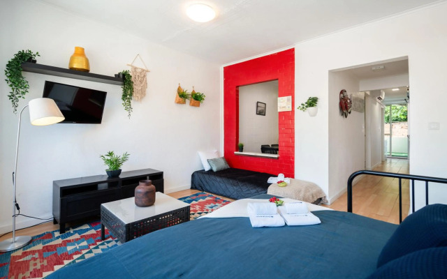 Large Flat w/ Terrace | Ace Location @ Aliados