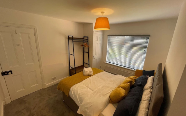 Cozy, Spacious 2Bd House In Historic Chapelfields