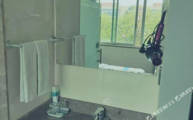 Tiansheng Hotel (Ningbo Lishe Airport)