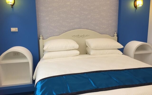 Cicada said Greece Homestay