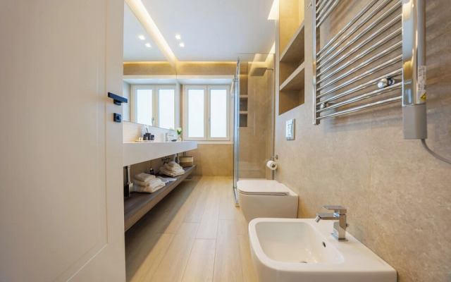 Arya Guest House
